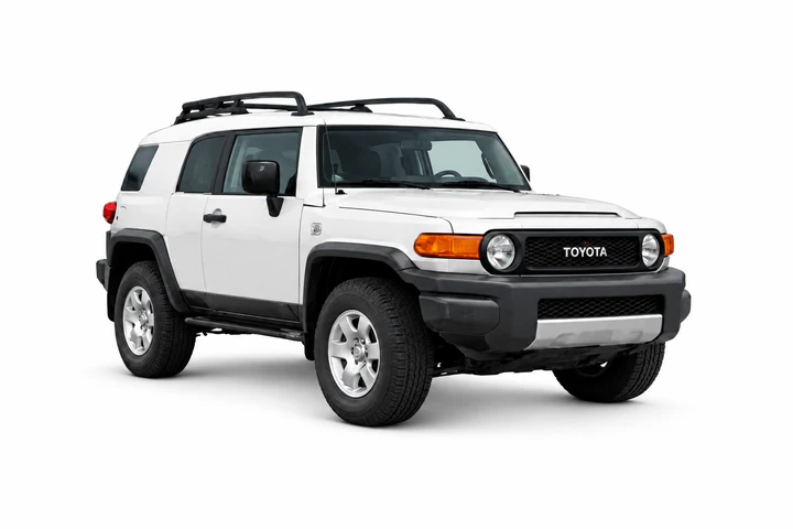 Toyota FJ Cruiser 2013 for rent with us for Trabzon
